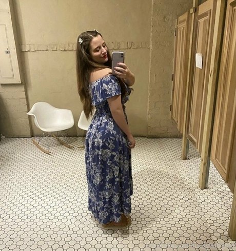 luckywithlola star érotique galerie