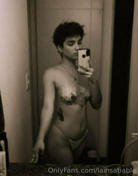 lainsatiable actrice parfaite galeries