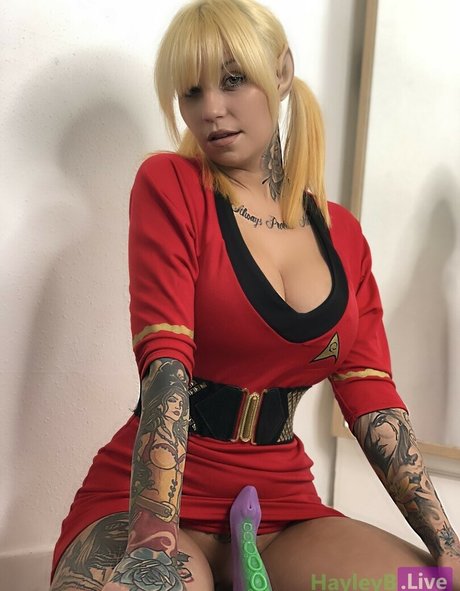 femme nue onlyfans gratuit de haute qualité archive