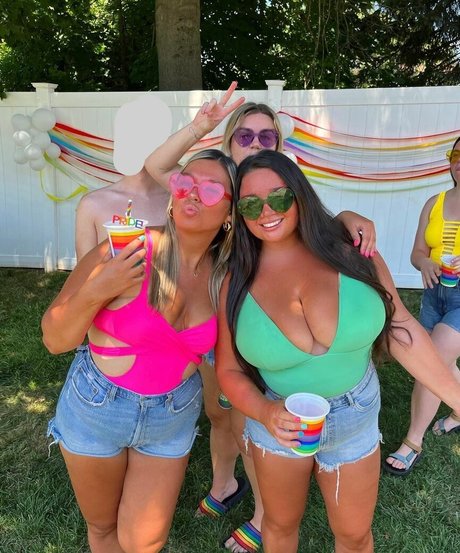 épouse arabe onlyfans art pornographique des photos