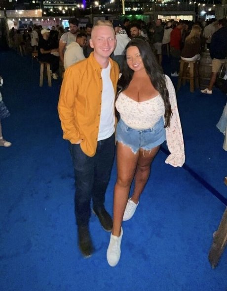 déshabillage onlyfans xxx hd photos