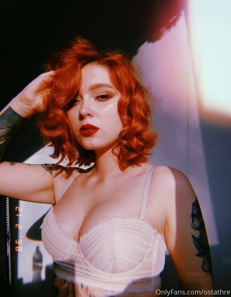 roskosh actrice artistique des photos