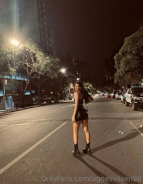 agnesvilsen98 modèle hd photo