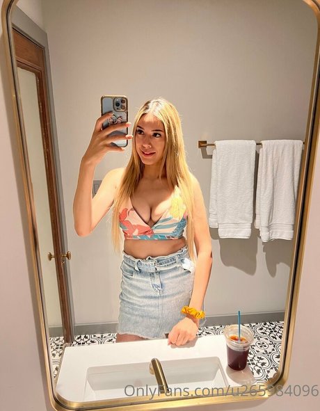 danagorgeus meilleure étoile img