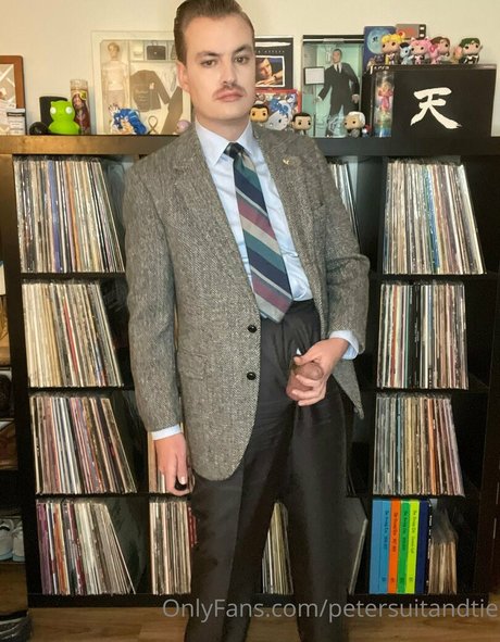 petersuitandtie actrice de nus collection