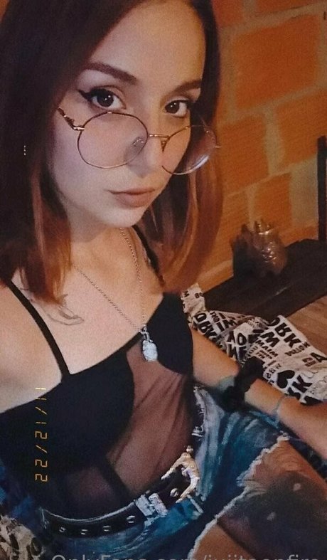 jujitaonfire actrice adulte img