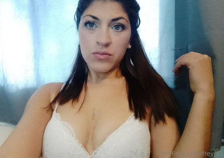 freyja1 star du porno sexy photo