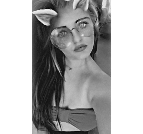 demigod jansevanrensburg modèle érotique archive