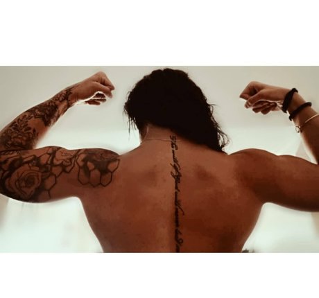 demigod jansevanrensburg modèle meilleur photos