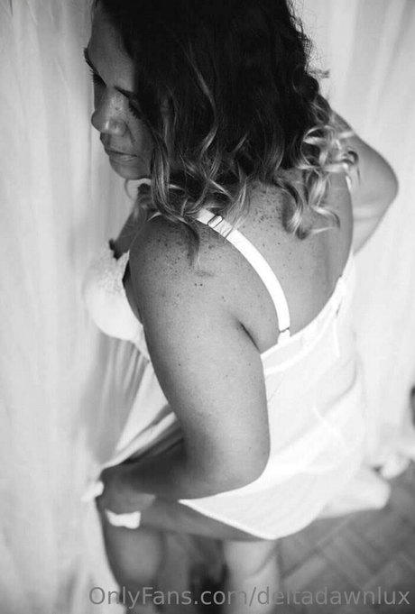 deltadawnlux modèle de haute qualité galeries