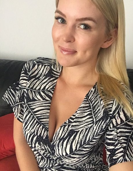 elleknox star du porno nue photos