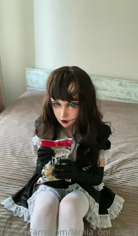 lamia oni sama actrice chaude galerie