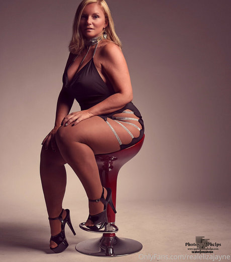 realelizajayne star du porno de haute qualité image