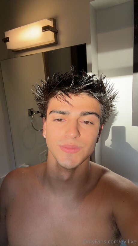 evillxe xxx étoile photo