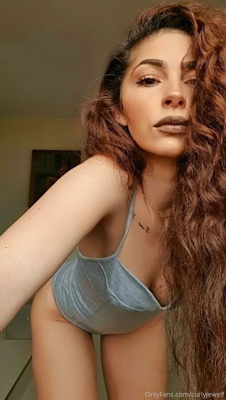 lingerie milf uniquementfans art gratuit img