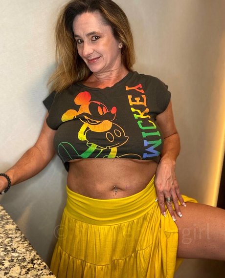 hippiebikergirlfree top star photos