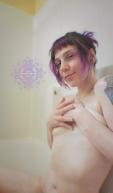 entraînement en salle de sport uniquement pour les fans sexy belle photo