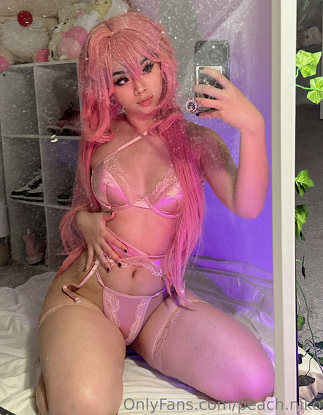 peach niko modèle adulte galerie