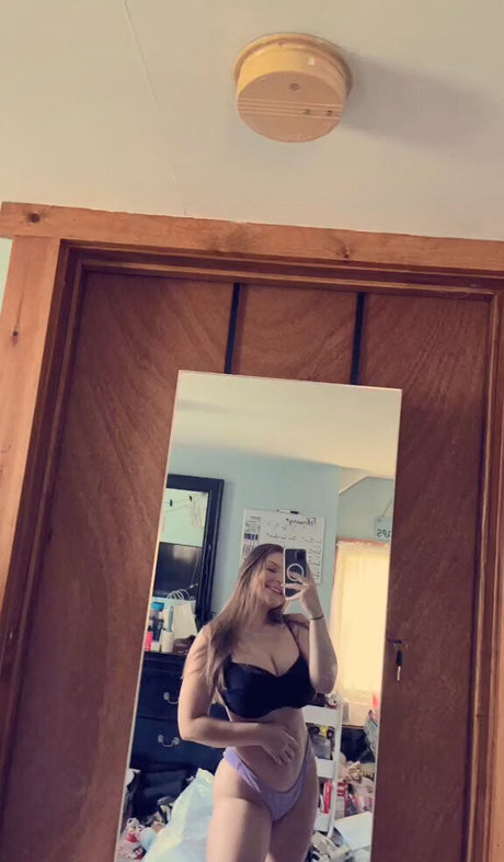 Emily V actrice porno collection