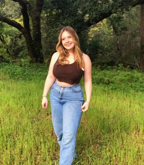 Haley E actrice xxx galerie