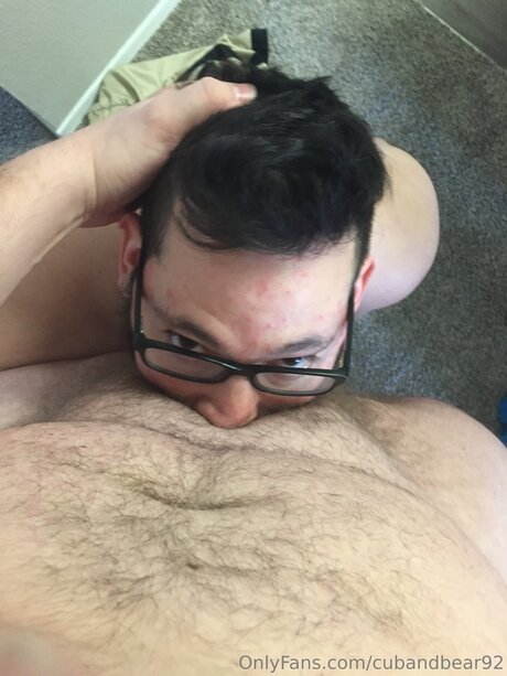 cubandbear92 étoile adulte img