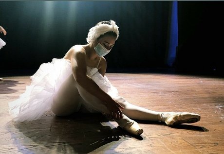 Kristina Tonteri Young étoile sympa galerie