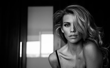 AnnaLynne McCord star du porno érotique photo
