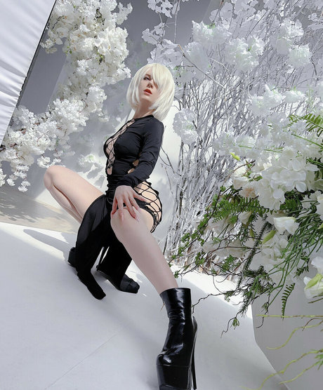 miakanayuri star du porno gratuite galerie