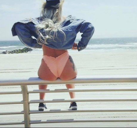 amateurs courbés onlyfans parfait gratuit images