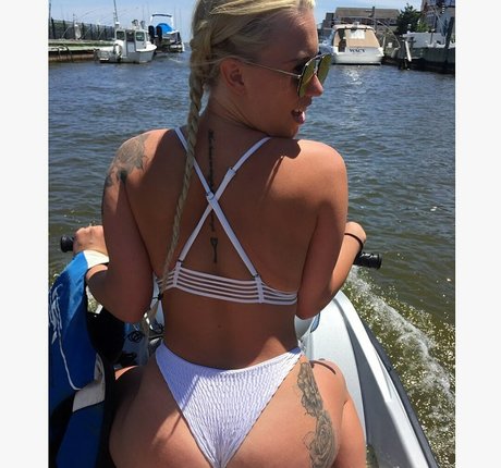 point de vue transexuelle uniquementfans art photos