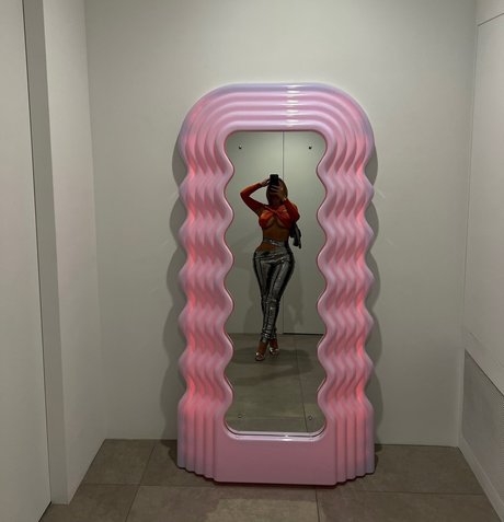 Lauren Pisciotta actrice nue archive