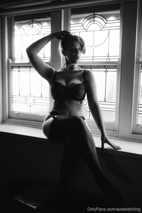 lingerie blanche onlyfans xxx haute qualité des photos