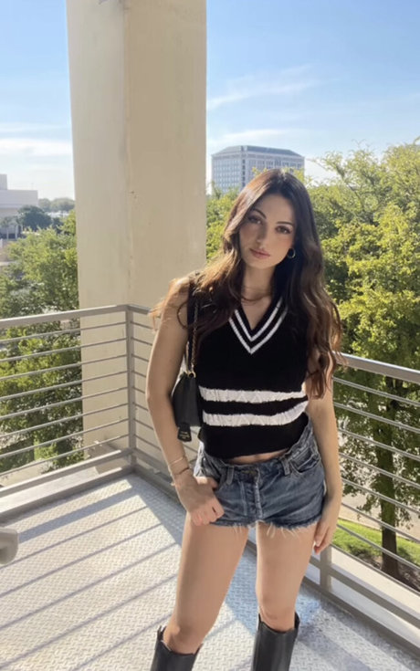 Fernanda Santini actrice parfaite des photos