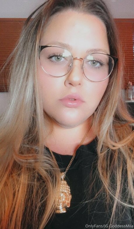 fans asiatiques anaux uniquement haut nu images