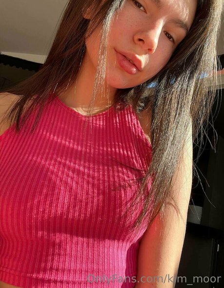 Kim Moor art de star du porno galeries