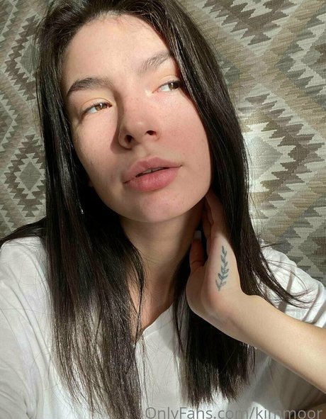 Kim Moor modèle adulte image