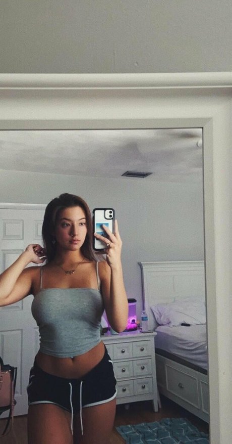 mialmui lunnalust modèles nus image