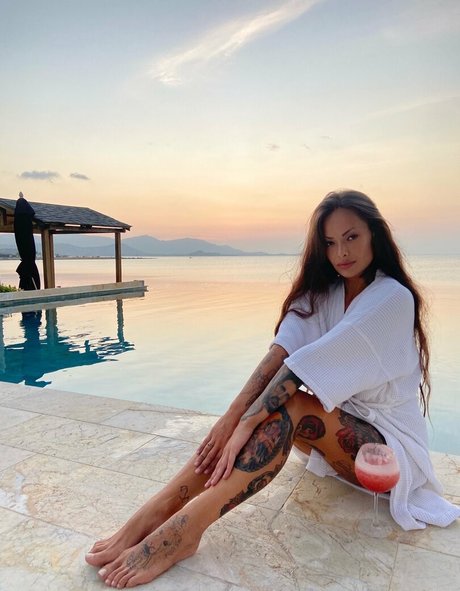 Latisha Blesk modèle meilleur galerie