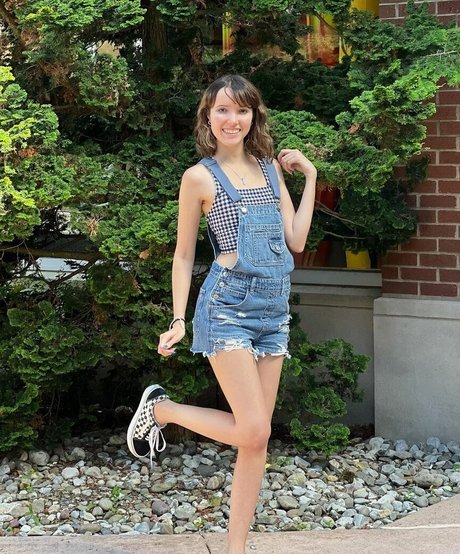 Strawberry Girl Kairi_ modèle chaud galeries