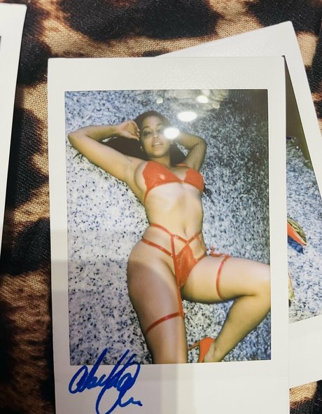 trio à gros seins onlyfans plutôt meilleur photos