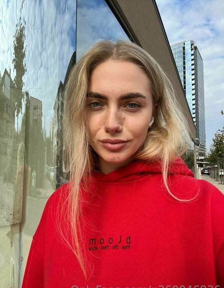 eva e modèle de haute qualité des photos