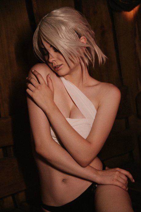 cosplay gros seins onlyfans érotique parfait des photos