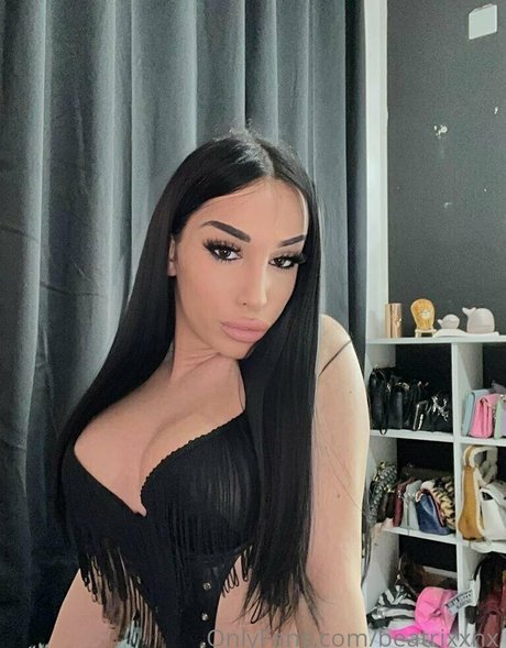 beatrixxnx modèle adulte des photos