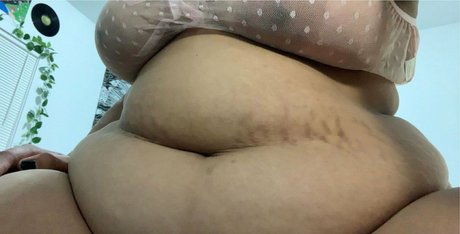 pawg ébène uniquementfans nu sympa photos