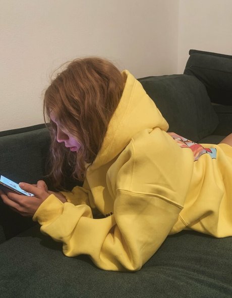 gangbang uniquement pour les fans chaud adulte img