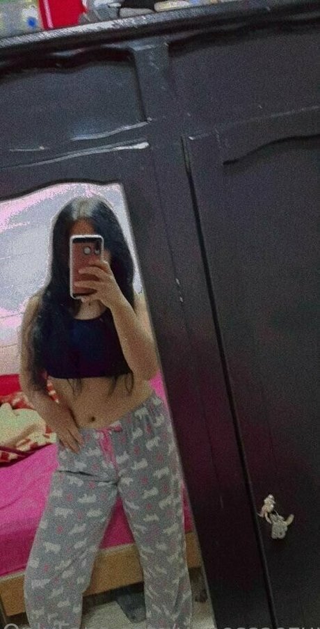 vanessaozuna haut modèle photo