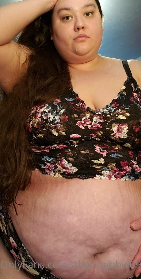 alluringbbw69 actrice nue galeries