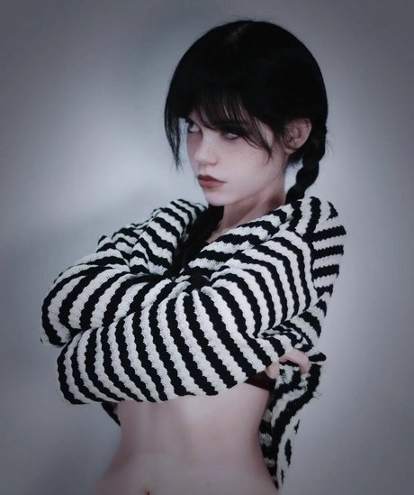 filles célèbres onlyfans art chaud galeries