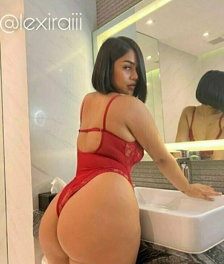 pixie polly star du porno adulte des photos