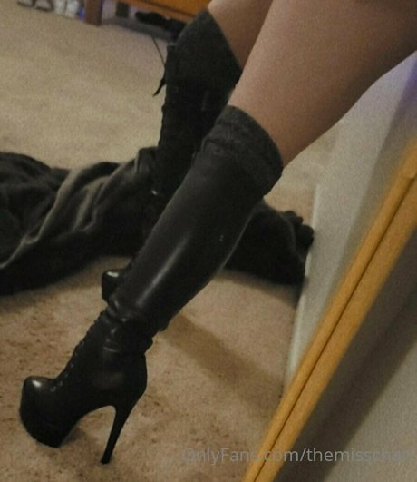 éjacule sur la langue onlyfans haute qualité gratuit image